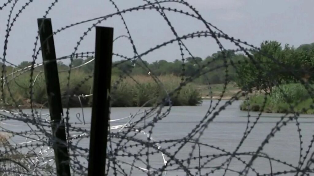 Border Patrol prevented by Texas officials from intervening to help drowning migrants